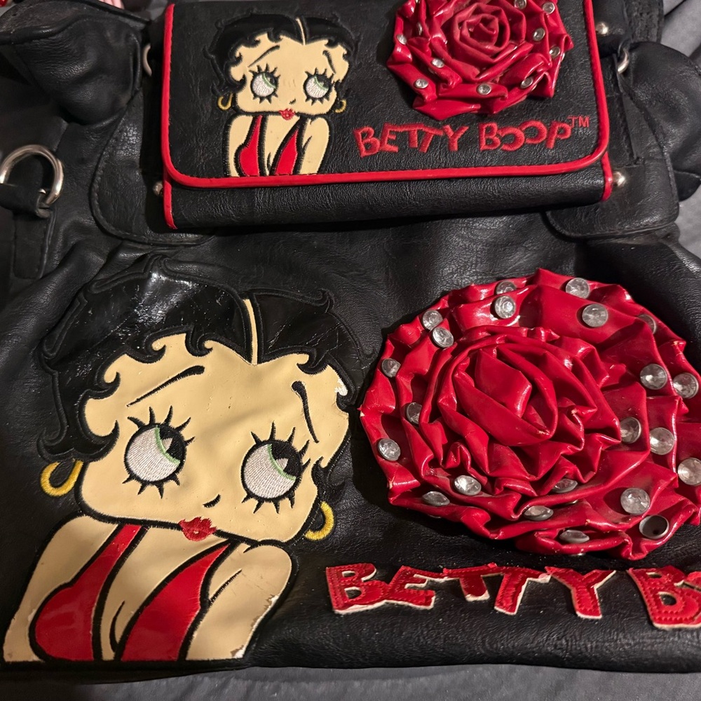 Betty Boop Black and Red Purse with Rose Detail